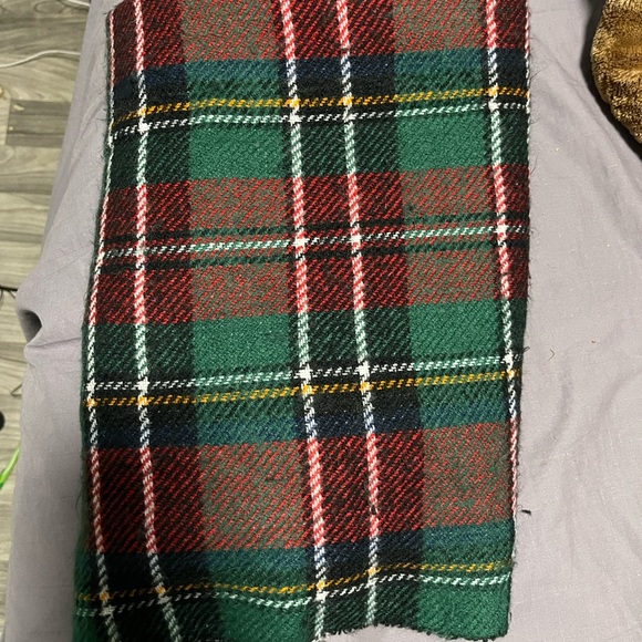 Plaid Tartan Throw Blanket - Picture 3 of 3